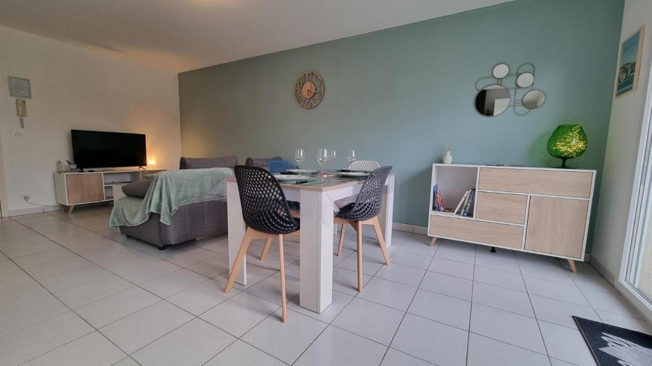 Beau T2 Bien Equipe Au Calme! ! Lägenhet Saint-Pierre-du-Mont  Exteriör bild